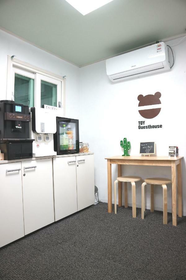 Toy Guesthouse Сеул Екстер'єр фото