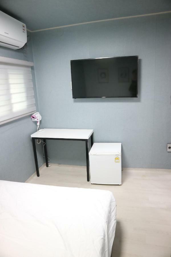 Toy Guesthouse Сеул Екстер'єр фото